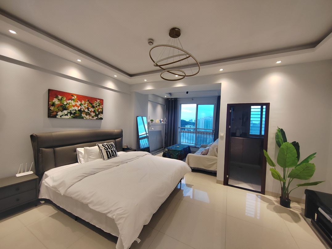 Drunk Apartment