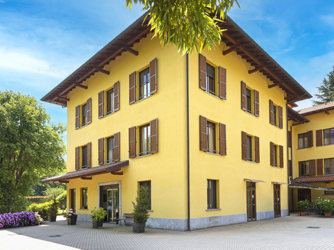 Province of Varese酒店住宿-B&B Hotel Malpensa Lago Maggiore