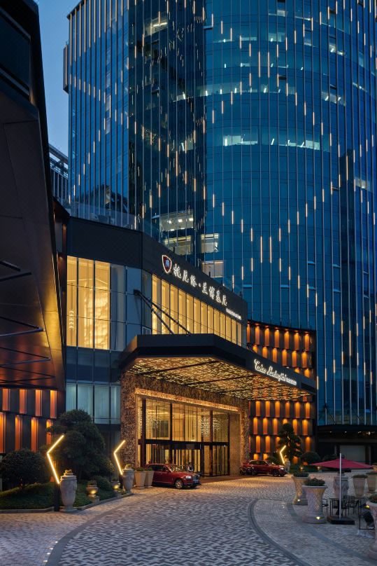 Tonino Lamborghini Rosso Hangzhou