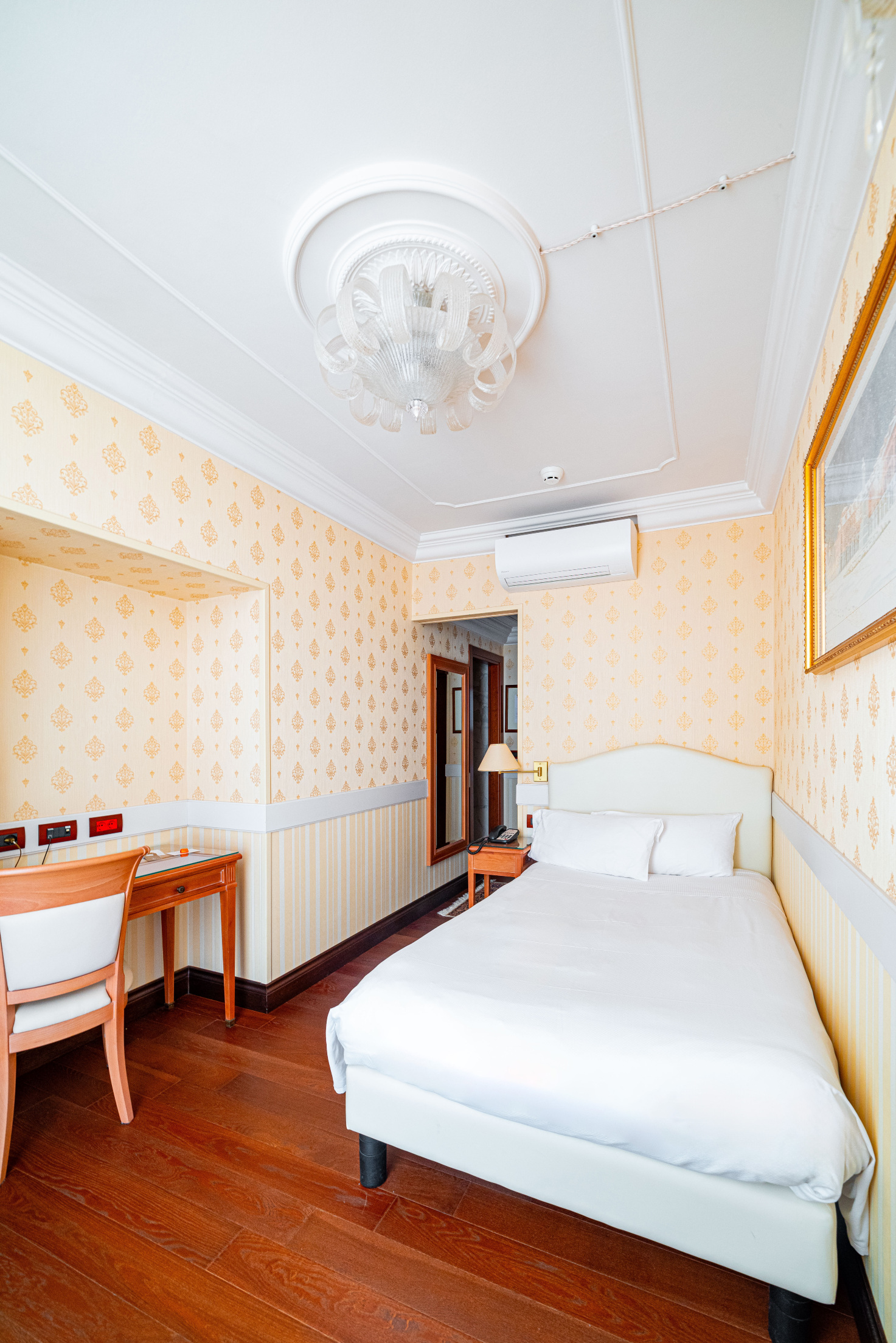 Phi Hotel Principe-官方