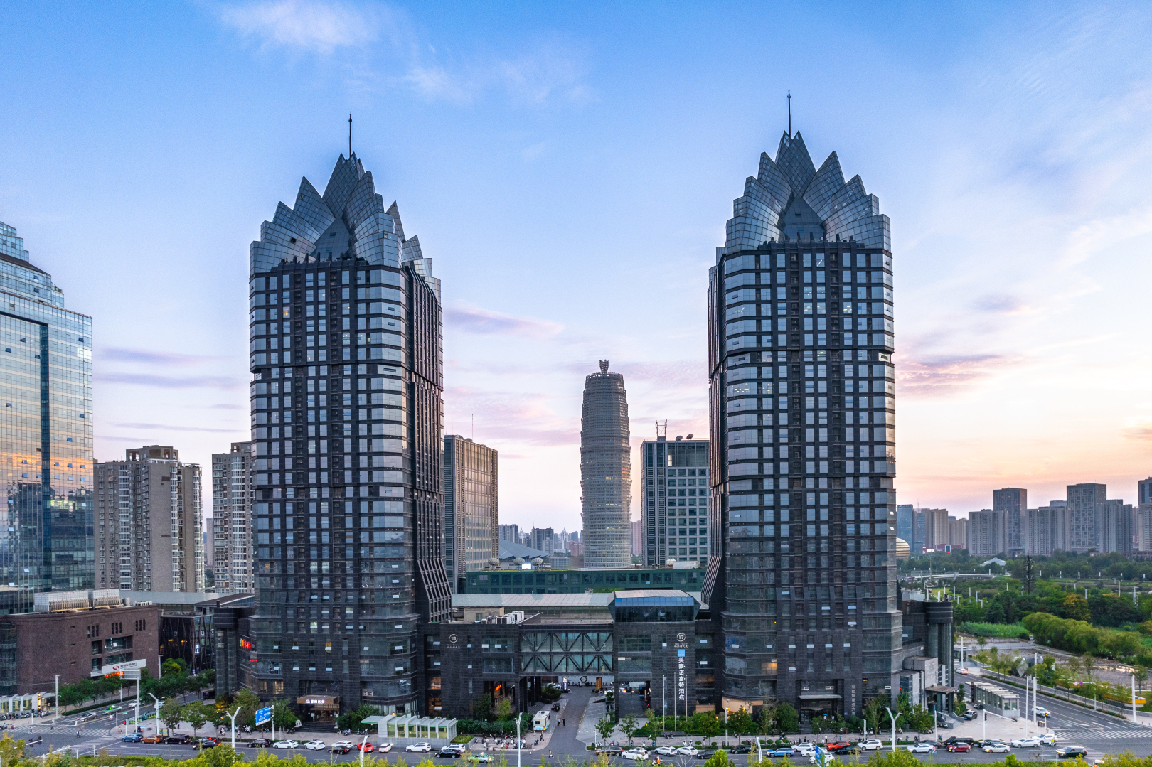 郑州美豪雅高诺富特酒店（CBD会展中心店）-官方