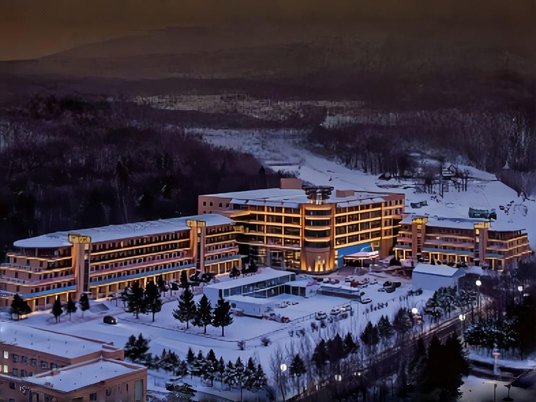 Yawangs Hotel (Yabuli Ski Resort)