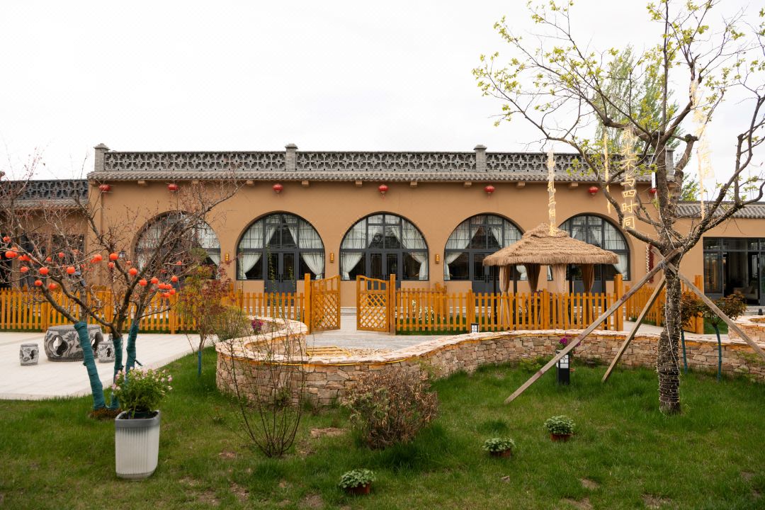 Xinglong Yaobao Hotel