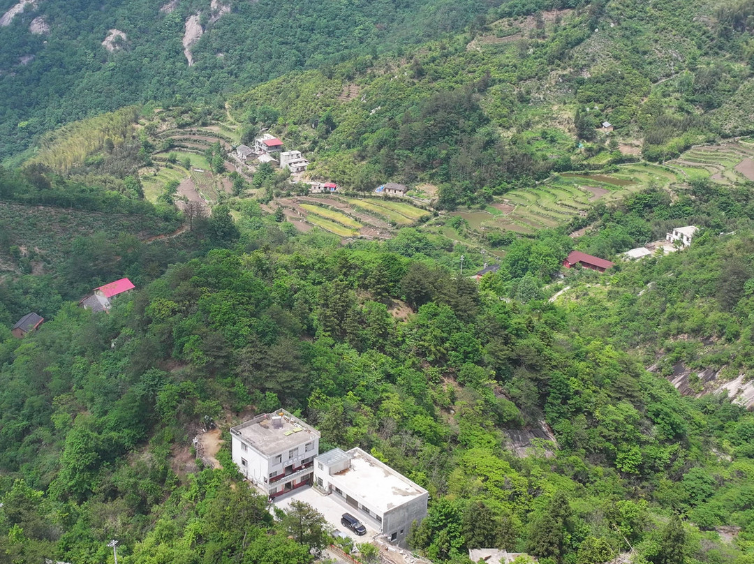 天池宾馆（黄柏山大峡谷景点入口店）