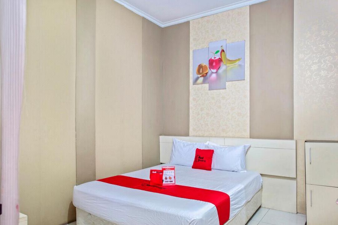 RedDoorz Near Adisucipto Airport 3