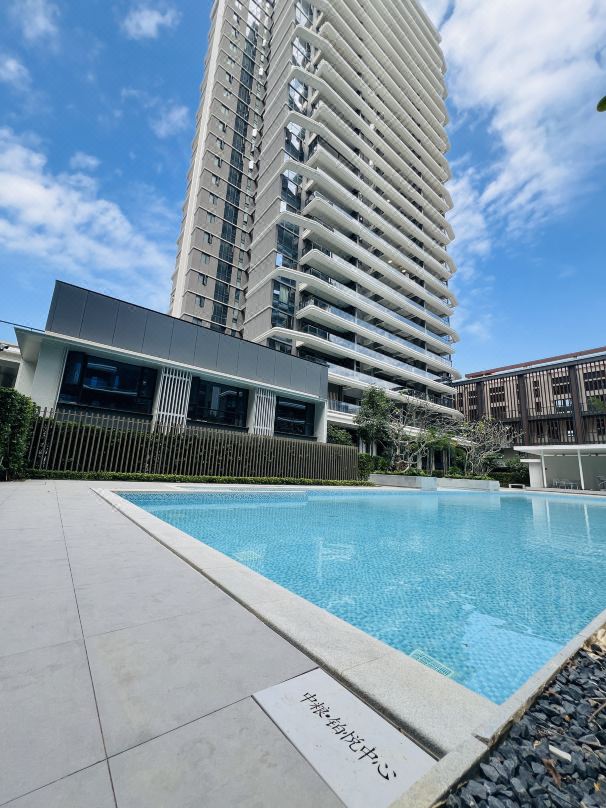 Laike · Urban Space Design Aesthetic Homestay (Sanya HT Duty Free Joy City)