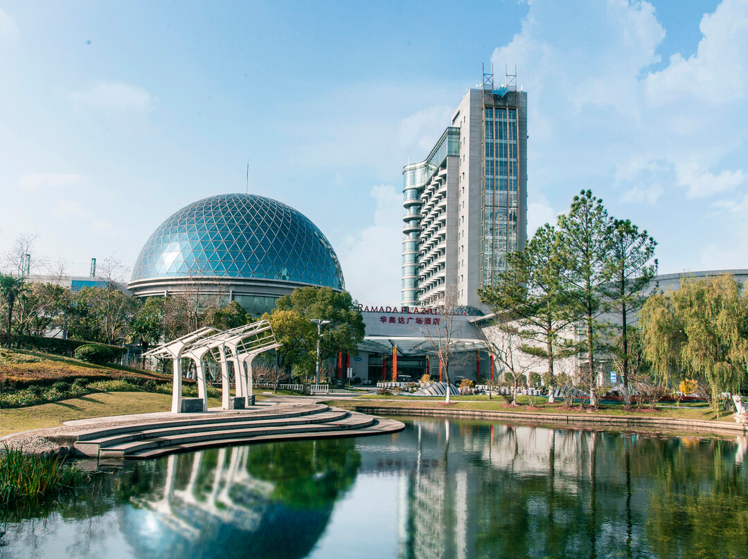 华凯华美达广场酒店主图