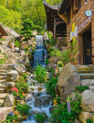 Wuyuan Qiushan Courtyard · Starry Sky Courtyard Jingmei Inn (Huangling Scenic Area Store)