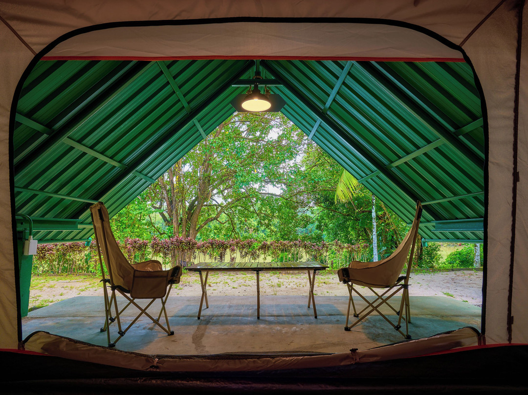 Sawasdee Lagoon Camping & Restaurant