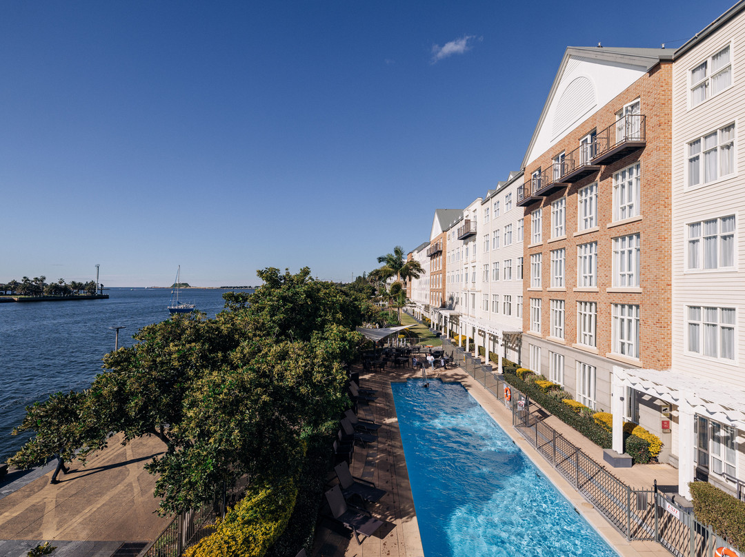 纽卡斯尔瑞吉斯酒店, EVT旗下