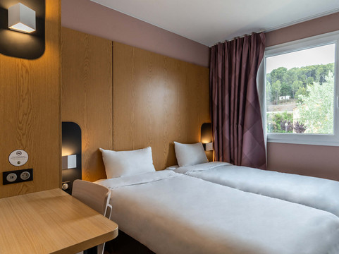 Le Tholonet酒店住宿-B&B HOTEL Aix-en-Provence Le Tholonet