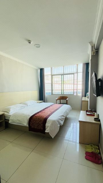 Hongwan Hotel (Shenzhen Guxuan Metro Station)