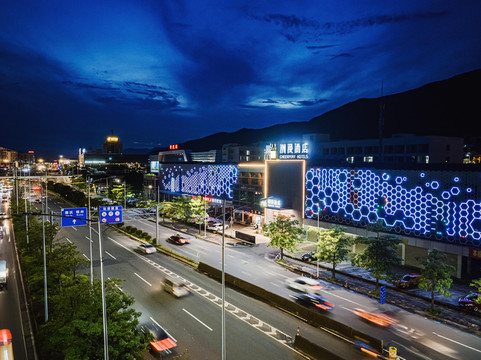 晨曦凤悦轻尚酒店