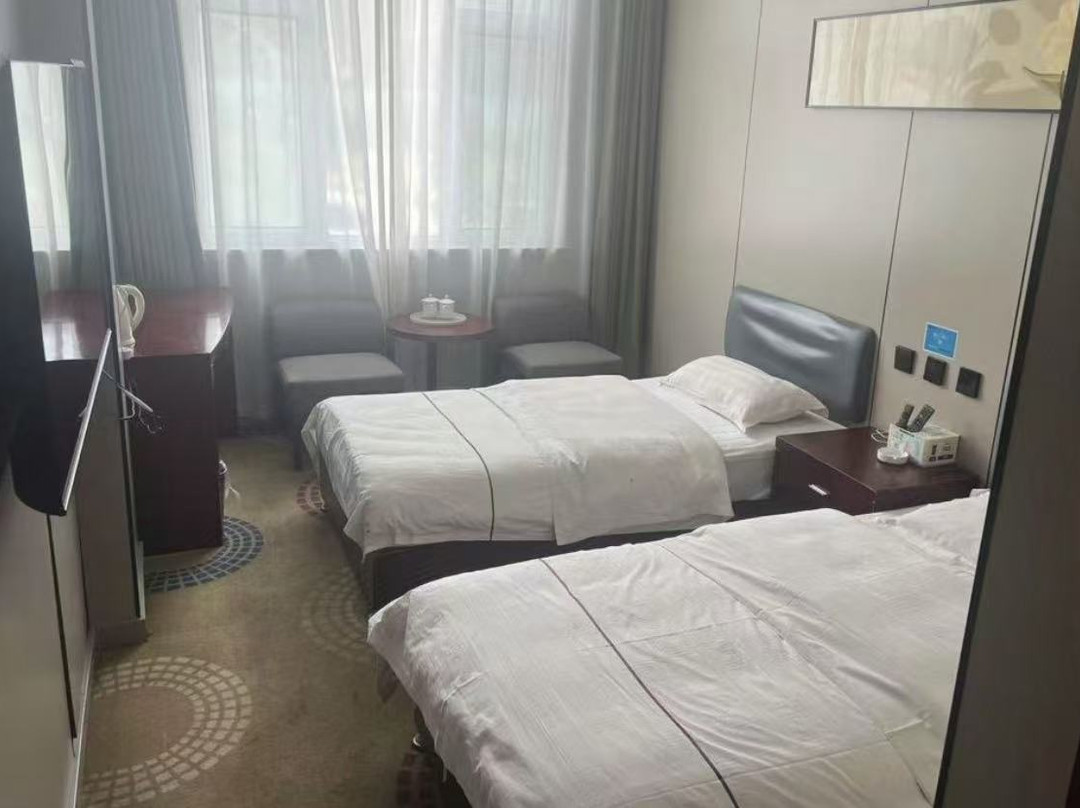 华贸商务酒店