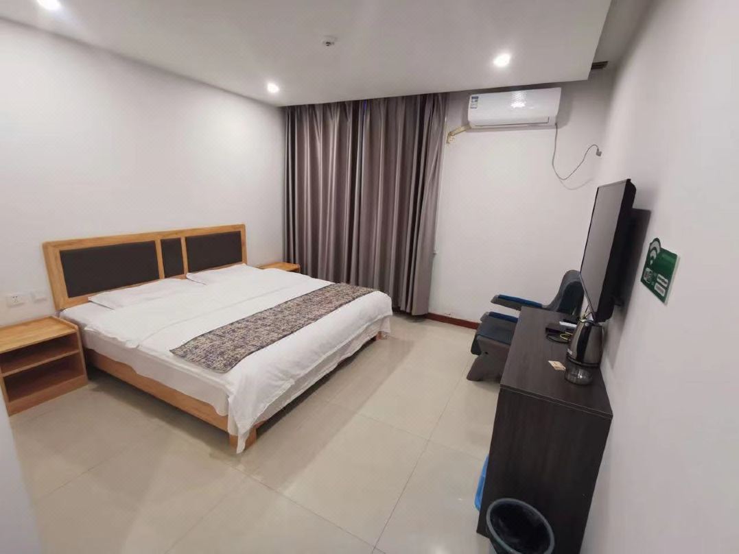 Elm Tree Kangsheng Hotel