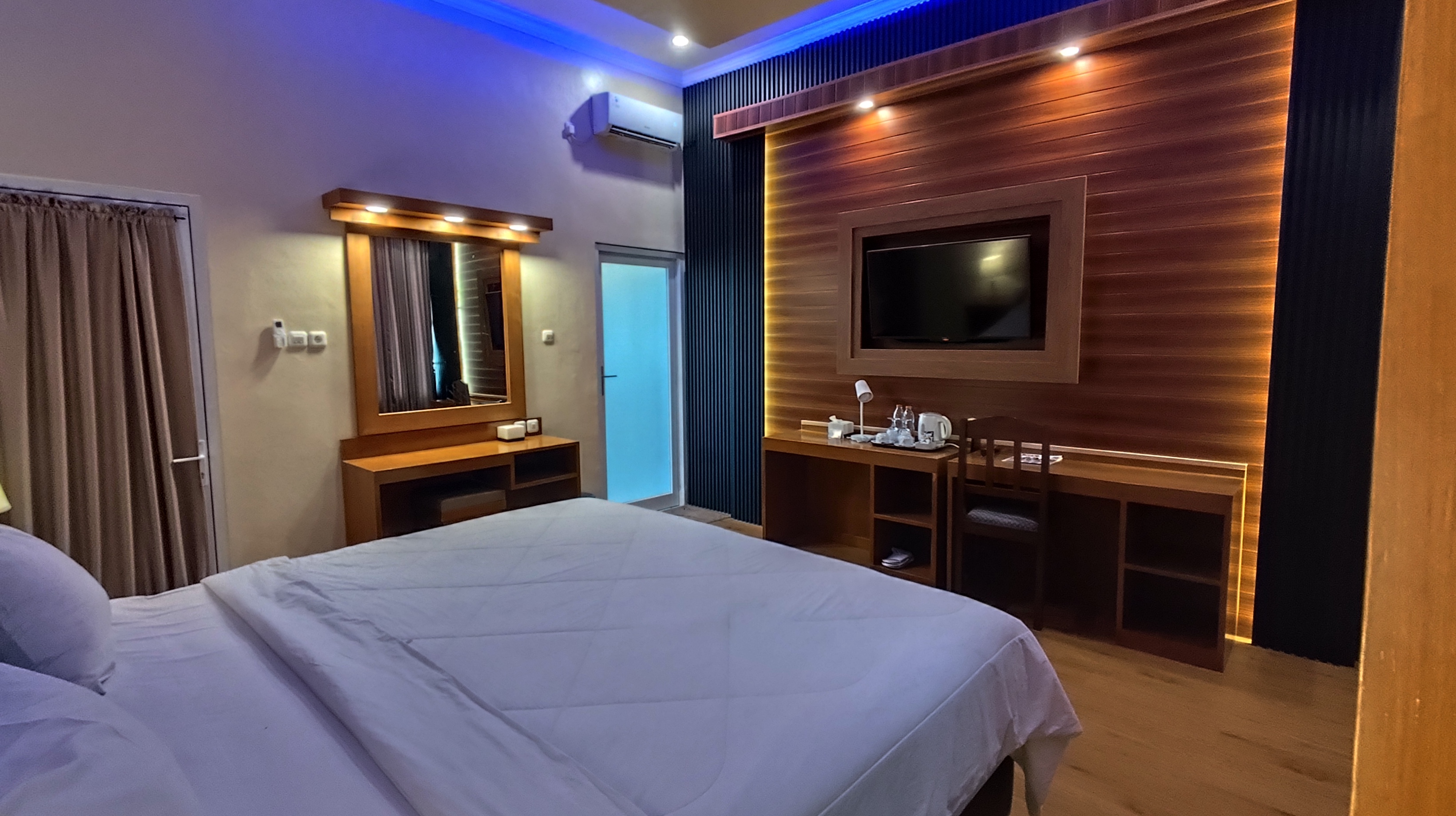 特棱利雅湾帕莱海滩度假村-官方