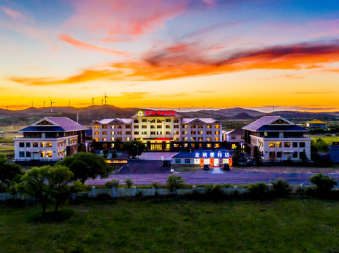 围场金秋御园酒店（御道口牧场草原森林风景区店）