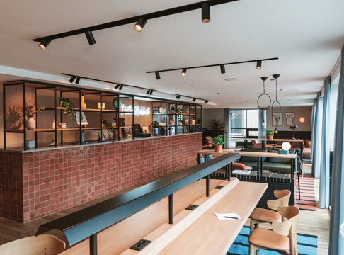 中央广场酒店主图