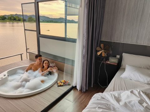 Blueskyraft resort主图