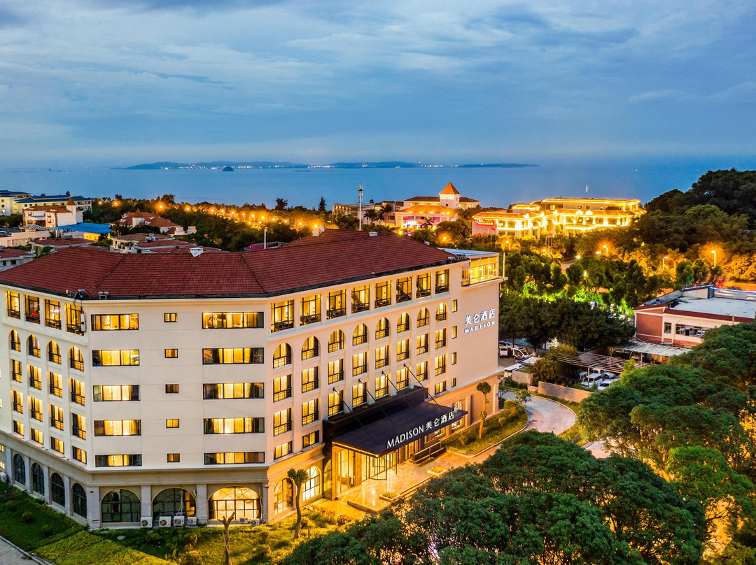 厦门环岛南路美仑酒店（黄厝海滩店）主图