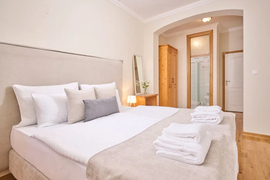 Hotel & Restaurant Kadoor