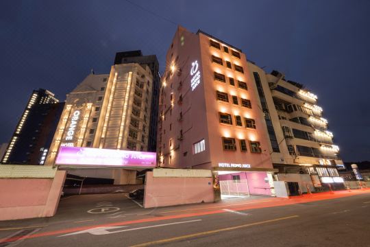 Haeundae MoMo Juice Hotel