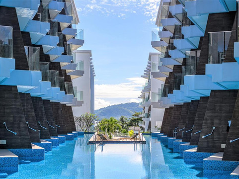 The Beachfront Hotel Phuket