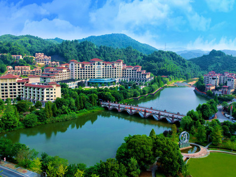 宜春市酒店住宿-明月山维景国际温泉度假酒店