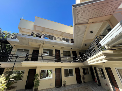 哈皮格雷霍特尔维甘