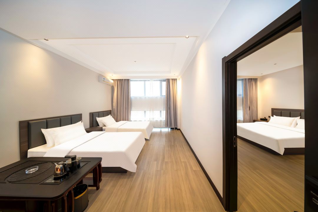 Jinsheng Business Hotel (Unit 731 Museum)