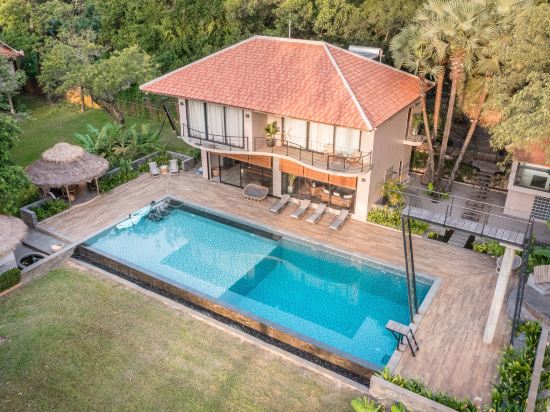 Serene Garden Residence