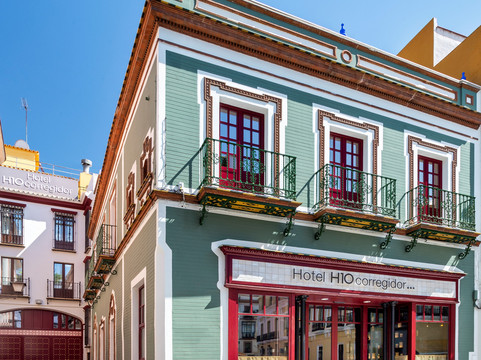 H10比梅科雷吉多尔酒店