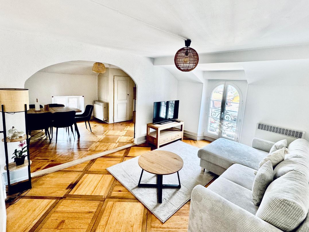 Historic House Aigle - Lake & Alps - Garden & BBQ