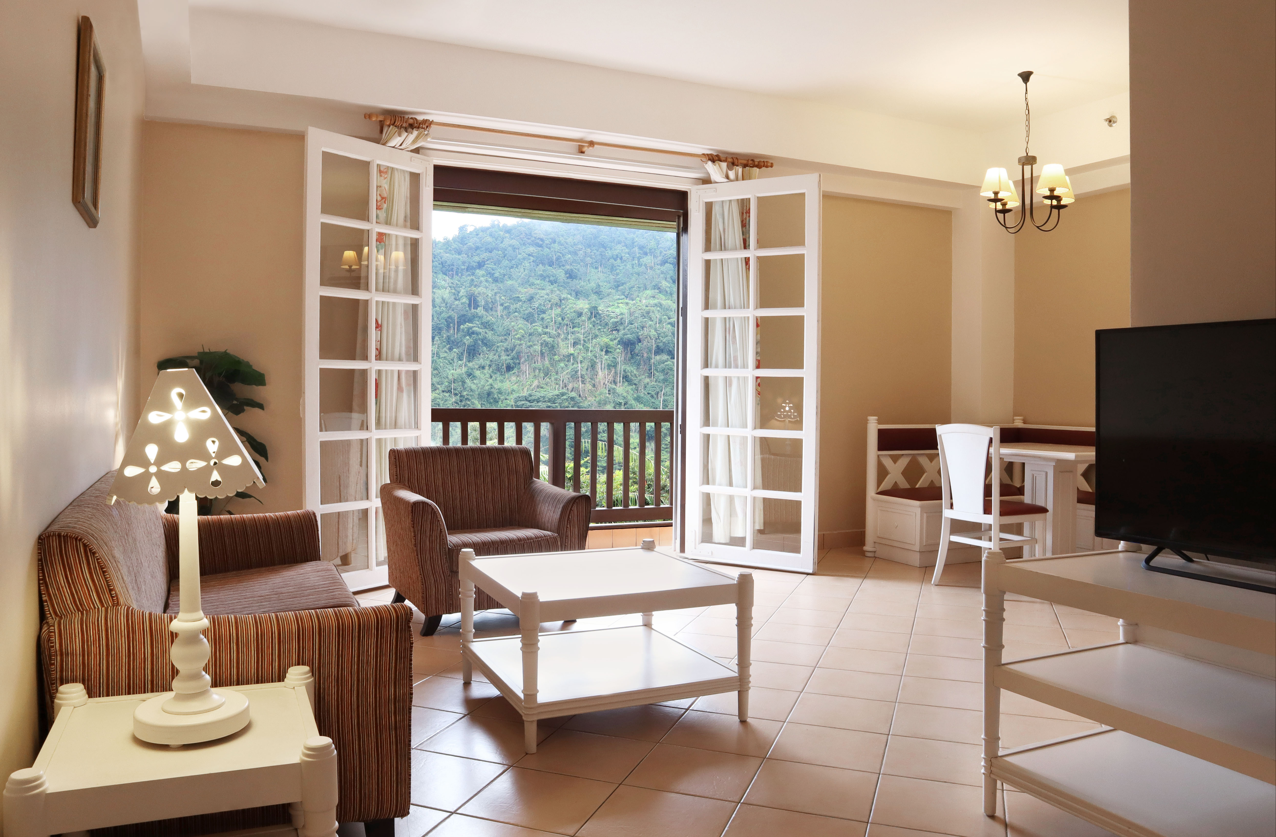 法国村 - 柏嘉雅山-官方