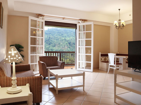 法国村 - 柏嘉雅山