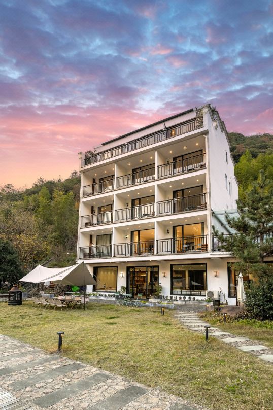 Guchi · Mountain Wilderness Boutique Hotel
