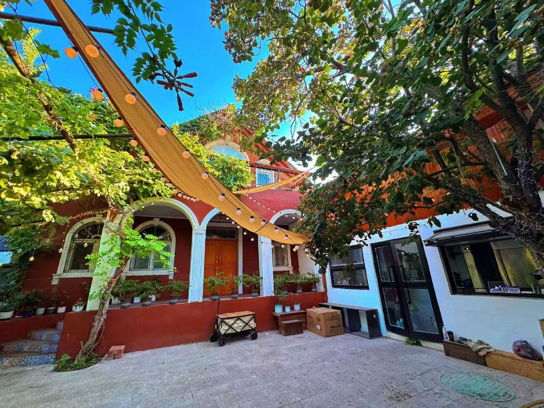 隱世之美民宿（六星街店）