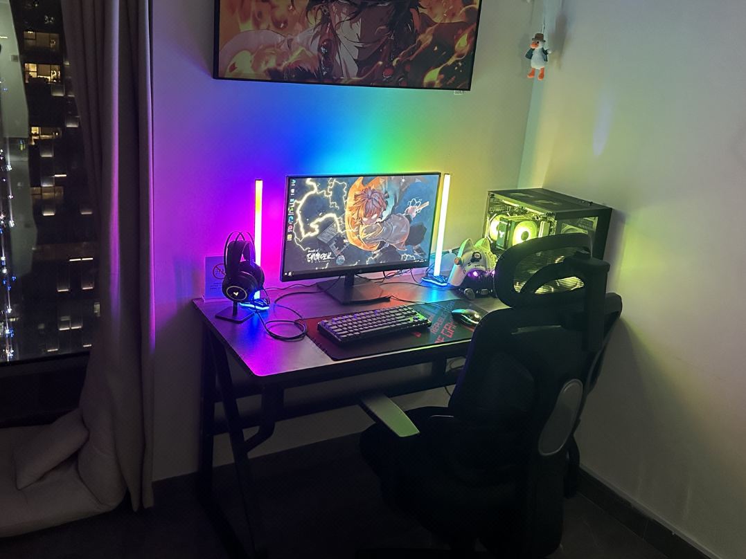 Iron Man Fashion E-sports Apartment