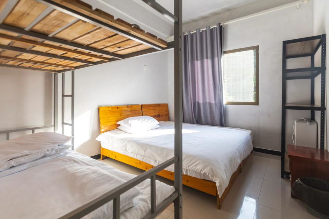 Sanqingshan Yitu Inn (One-line Sky)