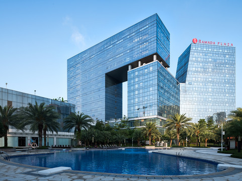 柳州市酒店住宿-柳州东城华美达广场酒店