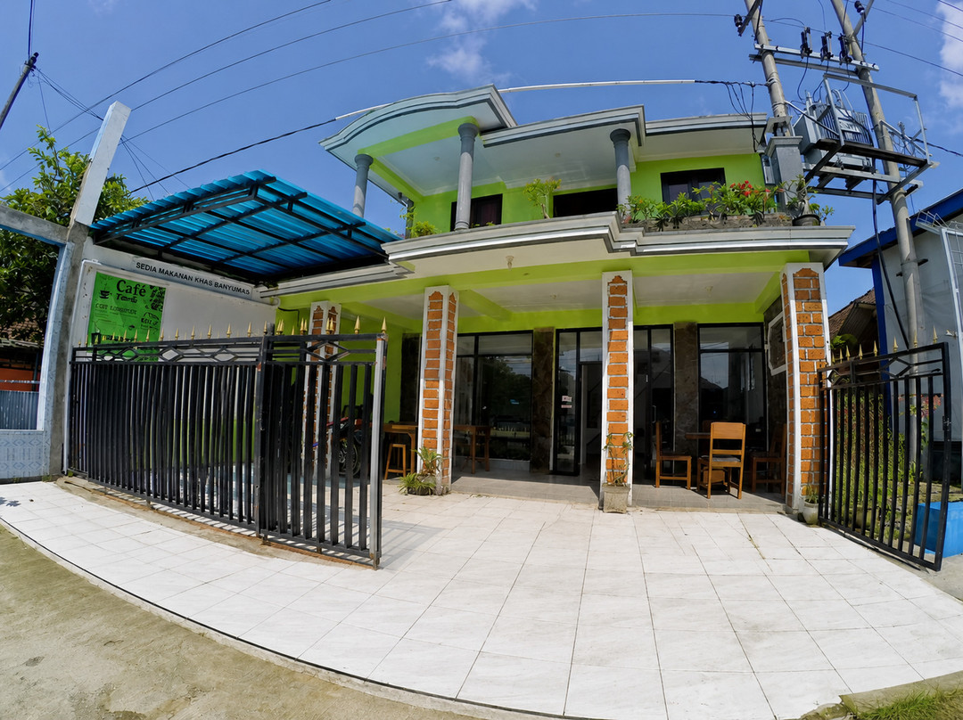 95309 Ijen Homestay
