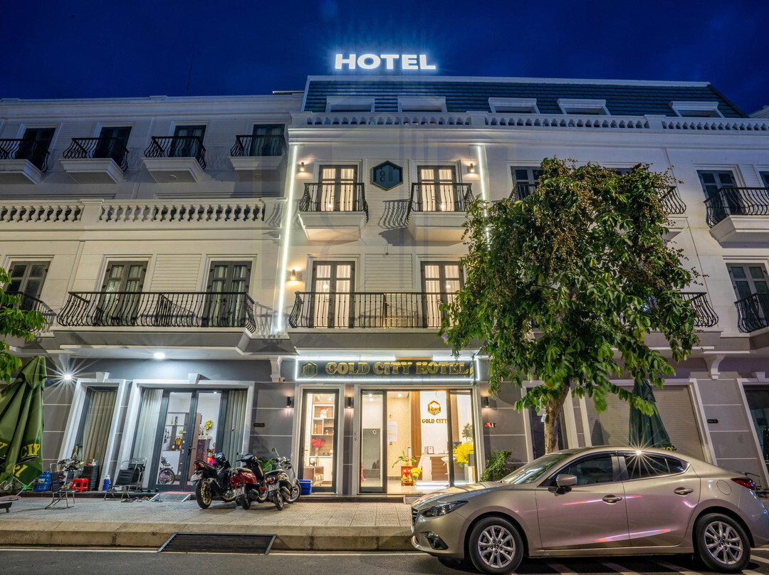 Gold City Hotel