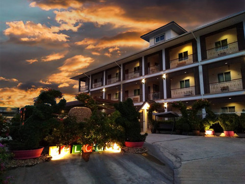 KT Knight Hotel By Ladygaga