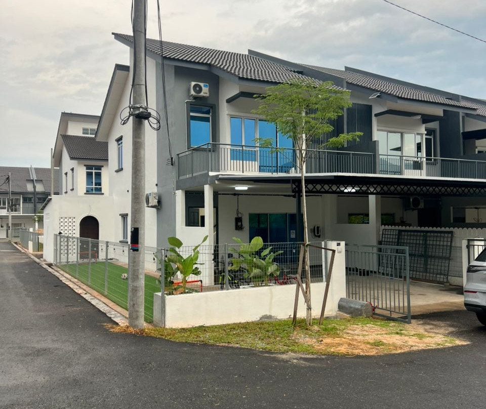 D'Luqaz Private Pool Homestay. Alor Gajah, Melaka