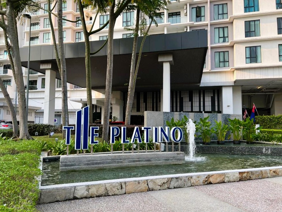 The Platino Sweet Peony 3BR8Pax @ Paradigm Mall