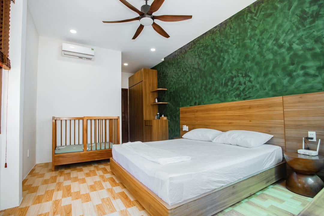 Dolphin homestay Doc Let