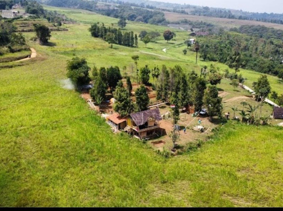 Landeuh Savana Pangrango Camp and Cottage by ABM