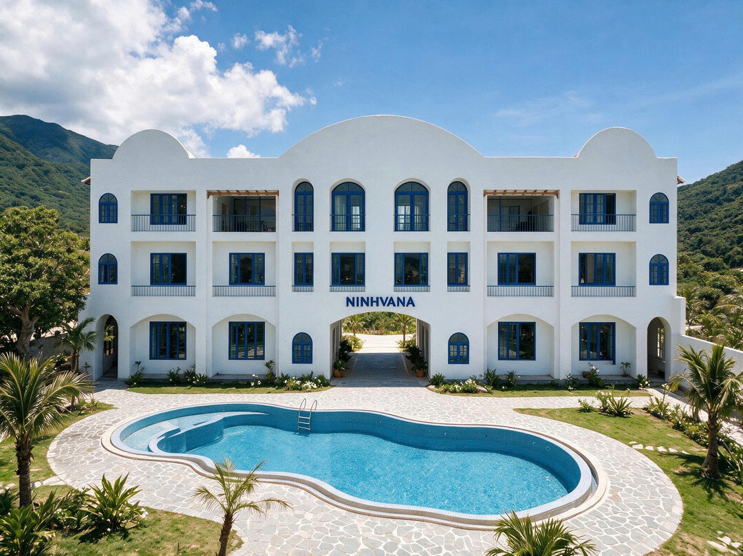 NinhvanA Ocean Front Resort