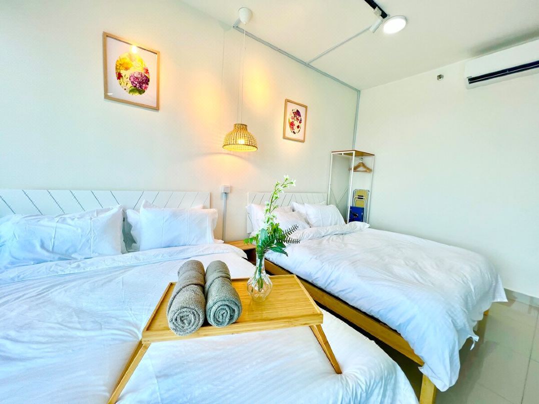 L 1-5Pax Cozy 3Bed Setia Alam Trefoil Wifi SmartTV