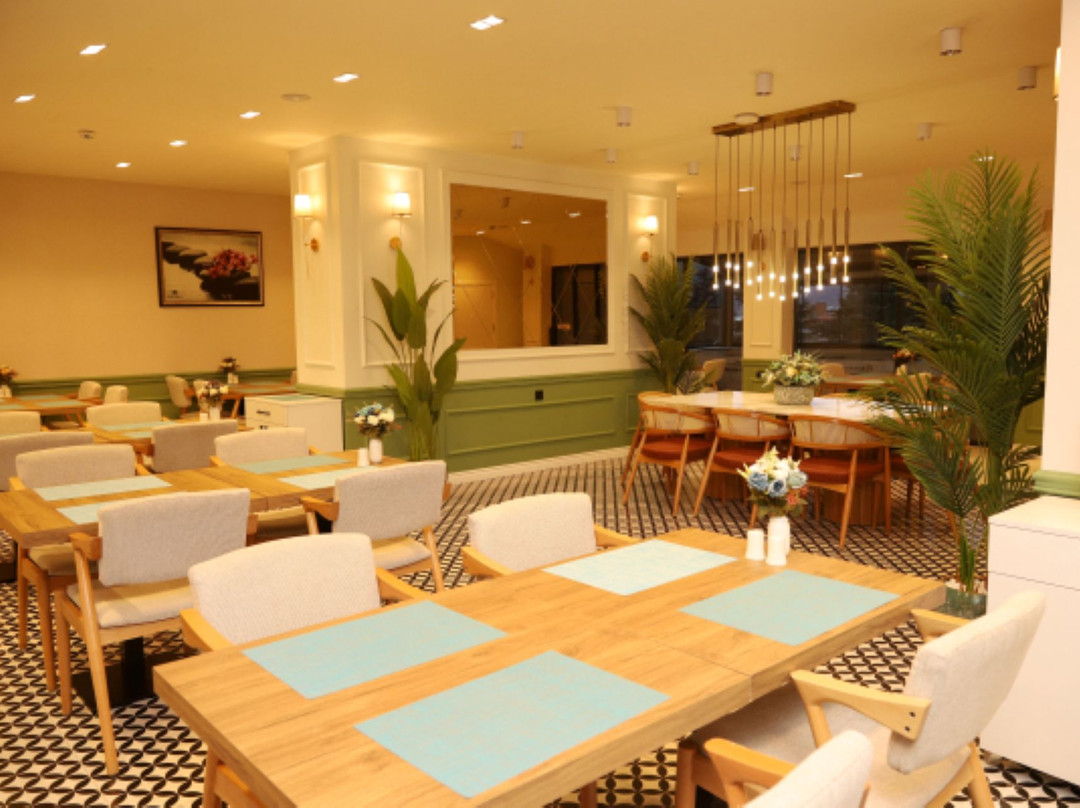 Rush Otel 托卡特旅馆